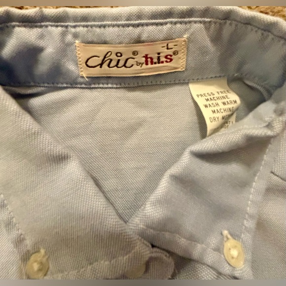 Chic by h.i.s Womans size Lg. Light blue button up fitted shirt Vintage Like new - Picture 2 of 16